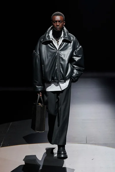 Look 34